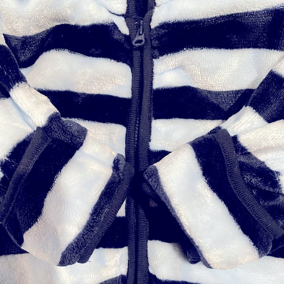 The Children’s Place Baby Boy Bunting - Picture 3 of 8